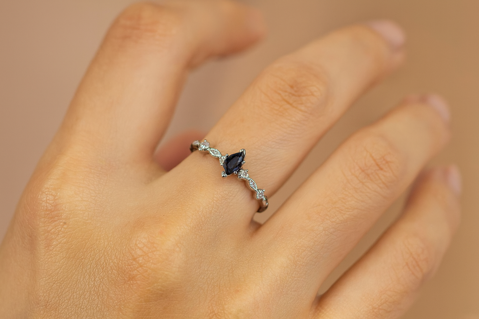 6af254fe-192a-40f6-8193-1f15c183ac47 6af254fe-192a-40f6-8193-1f15c183ac47