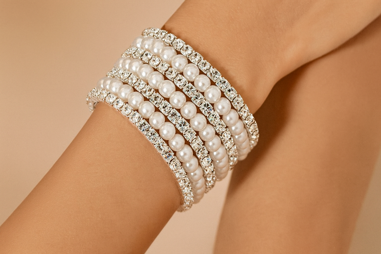 ルミエール・パール＆クリスタル バングル – アクセサリーのROLLVER